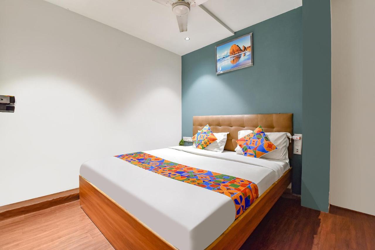 Fabhotel Nidhivan, Udhna Junction スーラト エクステリア 写真