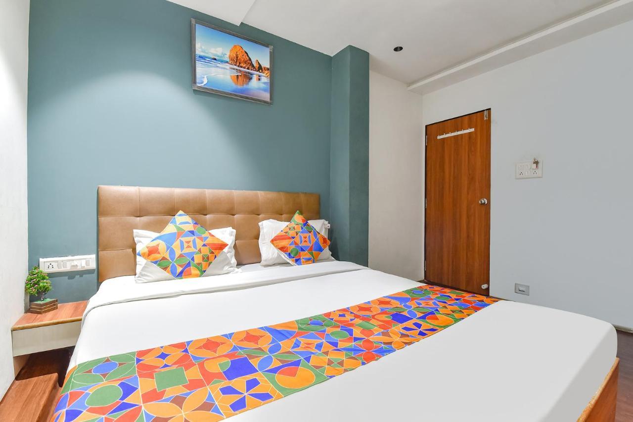 Fabhotel Nidhivan, Udhna Junction スーラト エクステリア 写真