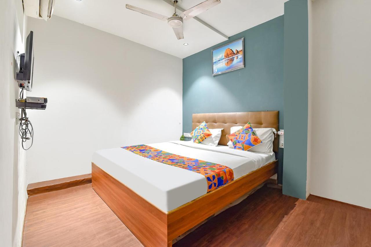 Fabhotel Nidhivan, Udhna Junction スーラト エクステリア 写真
