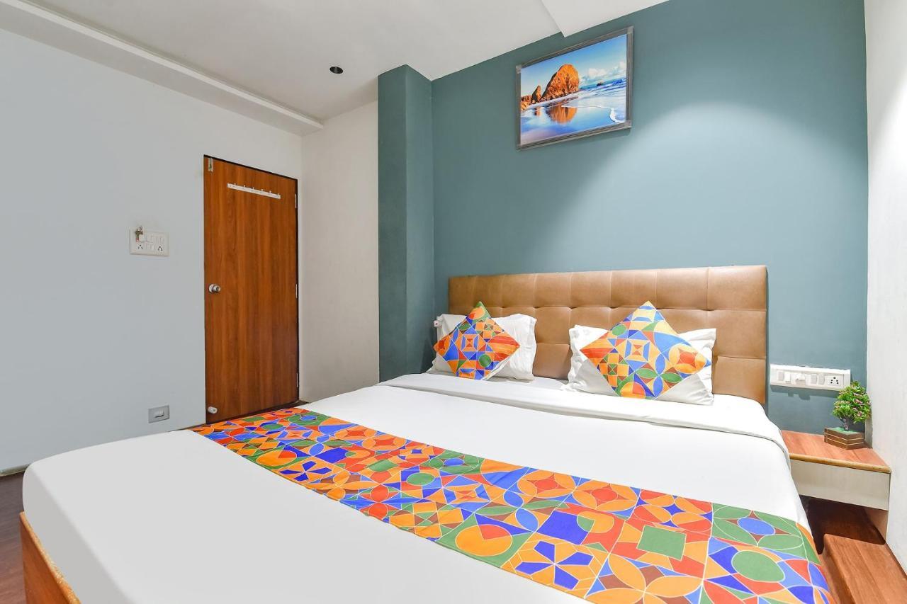 Fabhotel Nidhivan, Udhna Junction スーラト エクステリア 写真